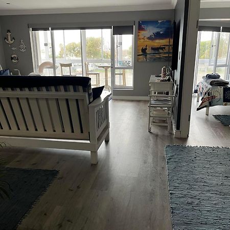 Modern Apartment Walking Distance To Main Beach Restaurants And Other Amenities Jeffreys Bay Luaran gambar