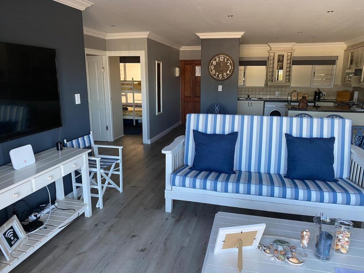 Modern Apartment Walking Distance To Main Beach Restaurants And Other Amenities Jeffreys Bay Luaran gambar