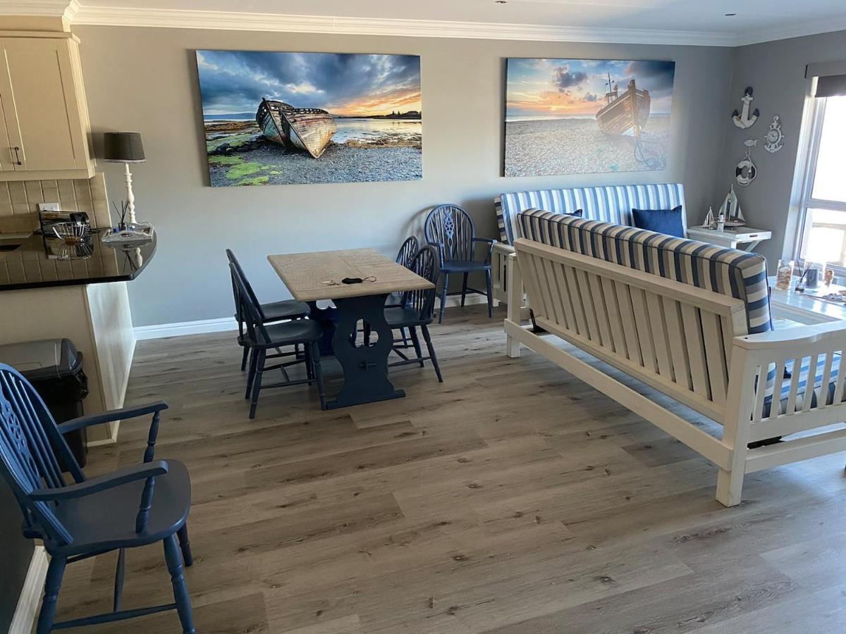 Modern Apartment Walking Distance To Main Beach Restaurants And Other Amenities Jeffreys Bay Luaran gambar