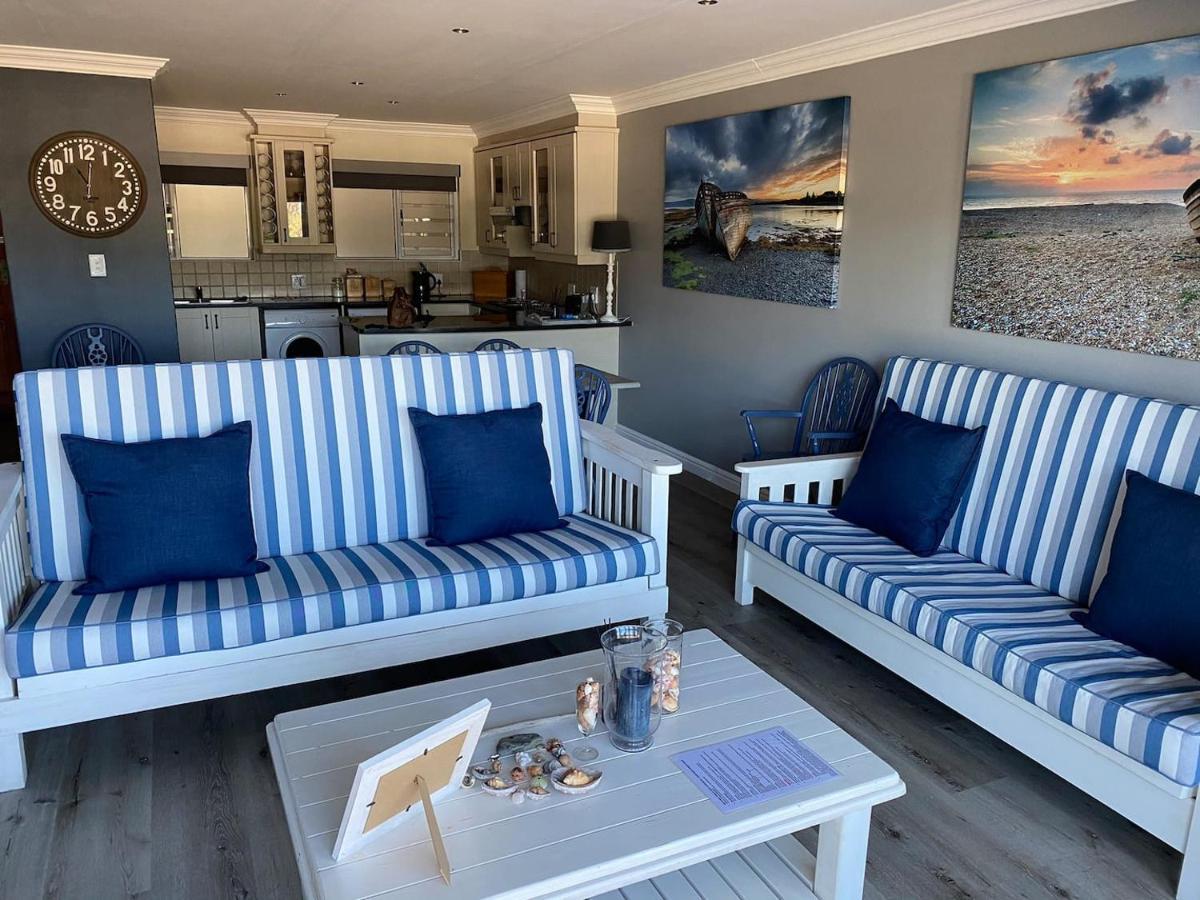 Modern Apartment Walking Distance To Main Beach Restaurants And Other Amenities Jeffreys Bay Luaran gambar