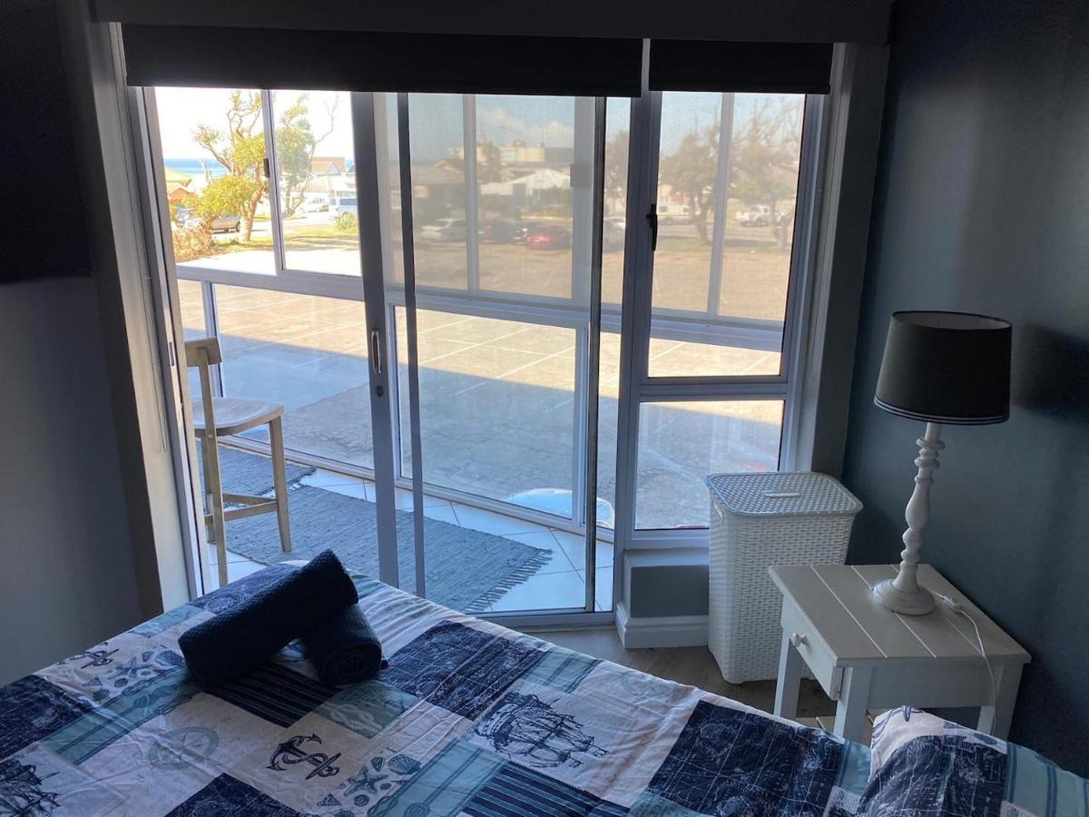 Modern Apartment Walking Distance To Main Beach Restaurants And Other Amenities Jeffreys Bay Luaran gambar